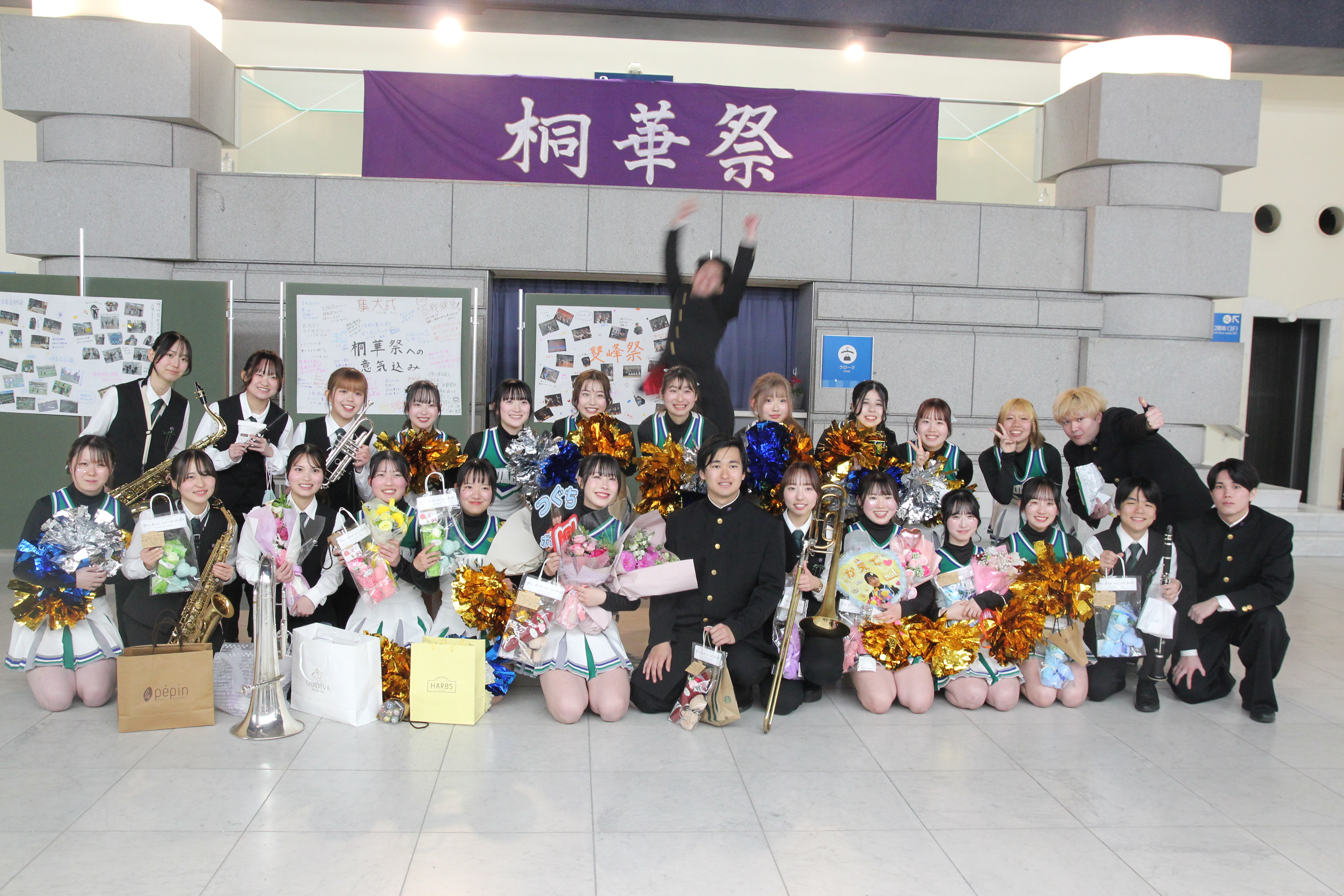 応援部WINSのサムネイル画像