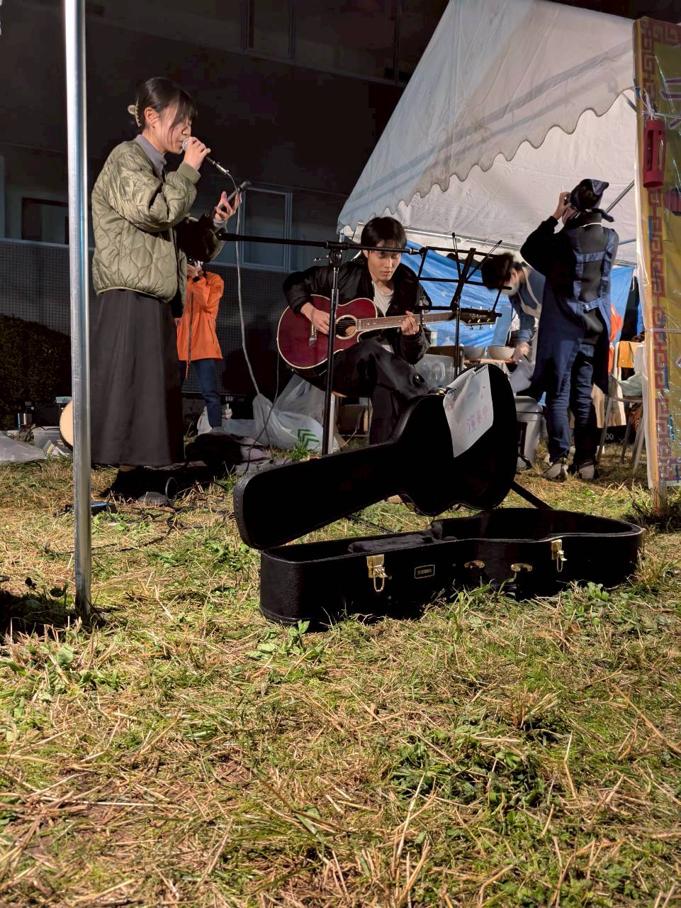 弾き語りクラブ「アンプラグド」の活動写真