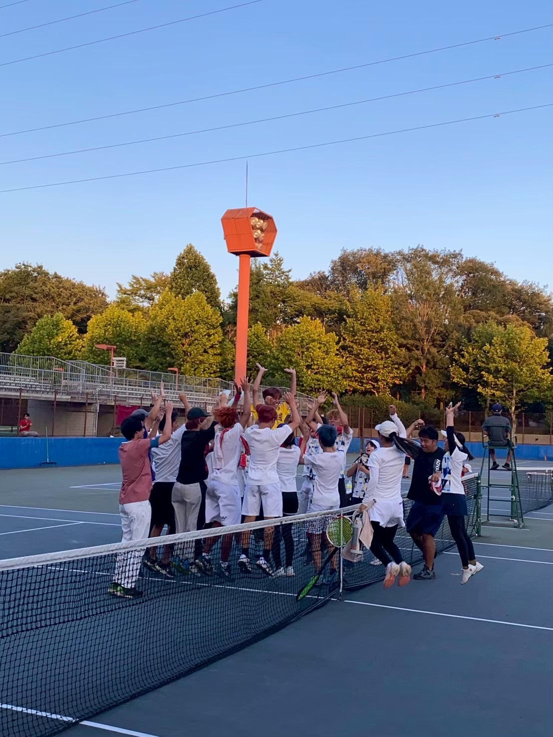硬式テニスサークルADVANTの活動写真