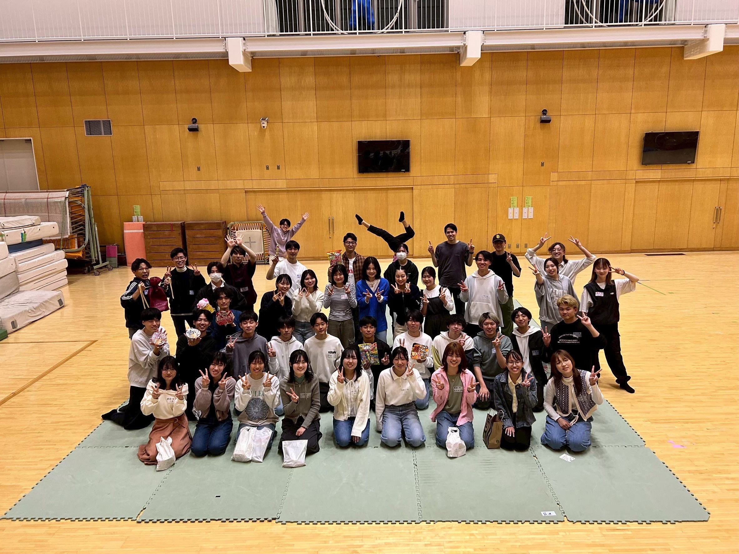 トランポリン同好会の活動写真