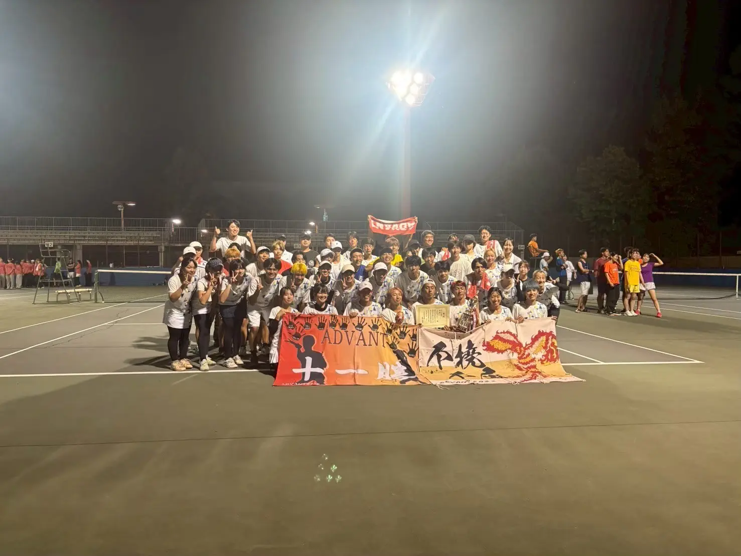 硬式テニスサークルADVANTの活動写真