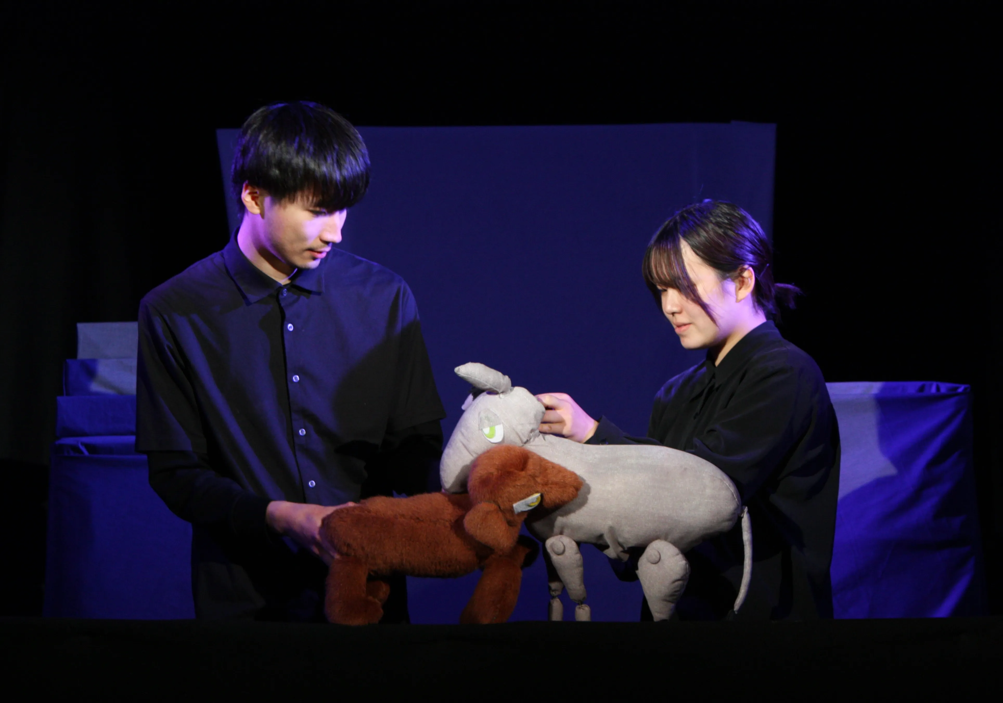 人形劇団NEUの活動写真