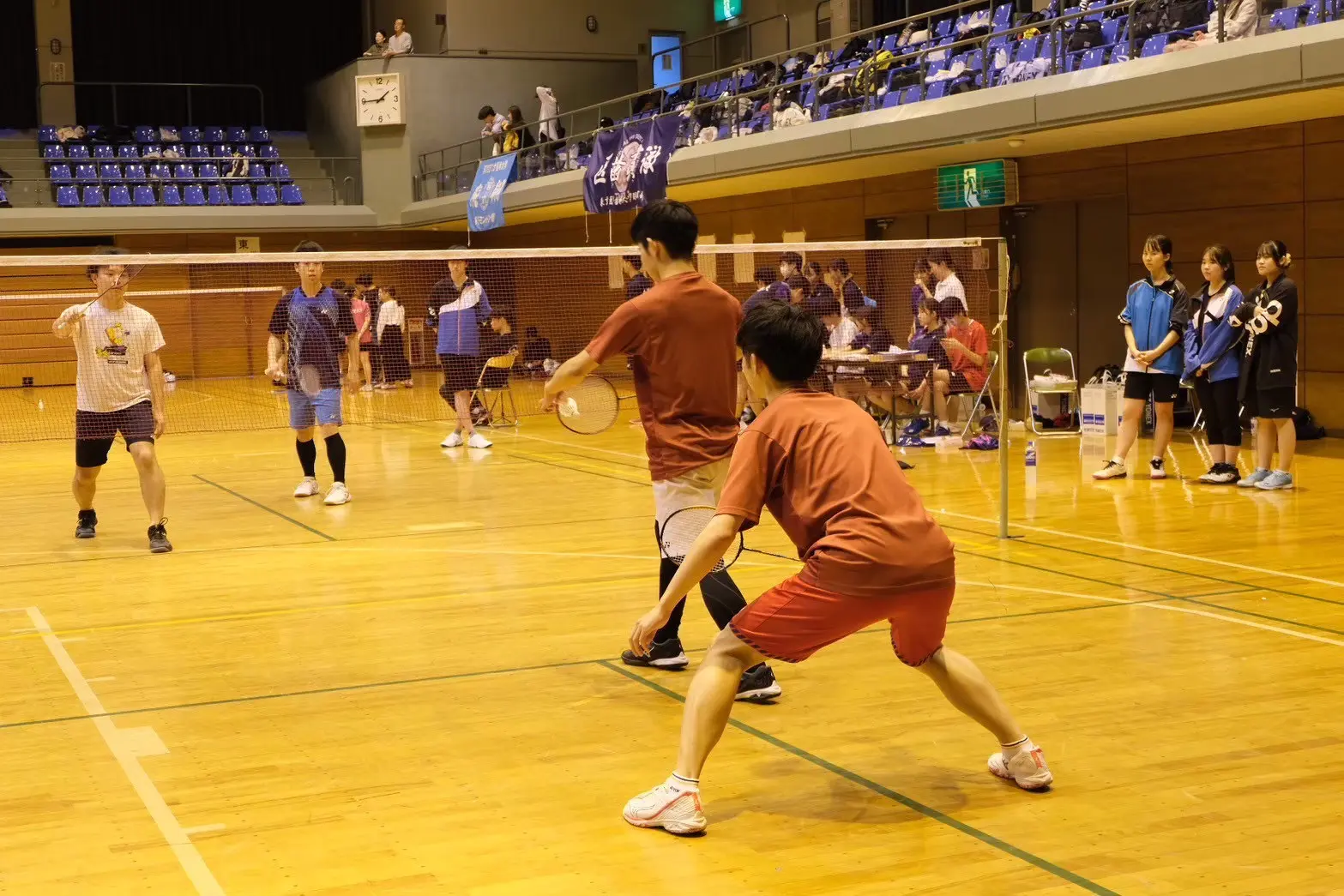 医学バドミントン部のサムネイル画像